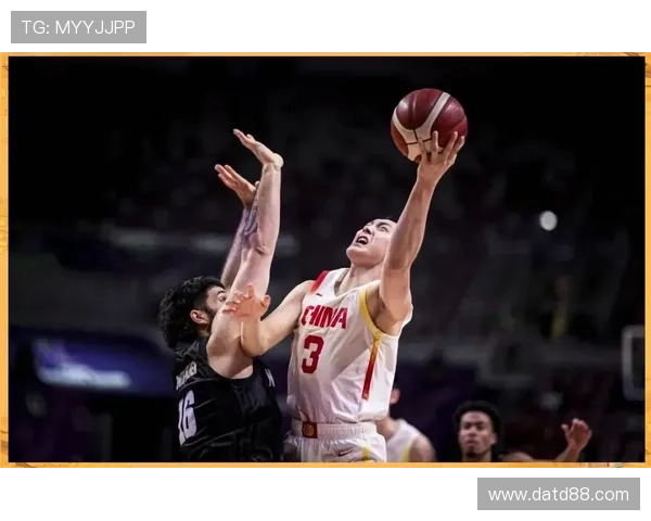 中国男篮击败菲律宾挺进亚洲杯四强 易建联伤后复出表现亮眼