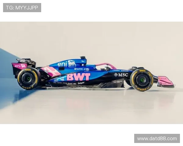 F1赛事最新动态:赛季激战进入高潮车队策略和车手表现引发热议 F1赛事最新动态:赛季激战进入高潮车队策略和车手表现引发热议