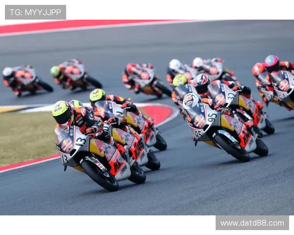 MotoGP赛场风云再起顶尖车手新赛季激战看点精彩最新解析