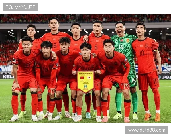 国足世预赛迎关键一战新帅战术调整引发球迷热议阵容变化成最大看点