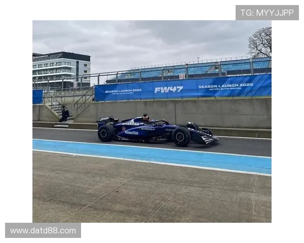 新赛季F1格局生变顶级车队竞争白热化车手表现引热议全球车迷关注